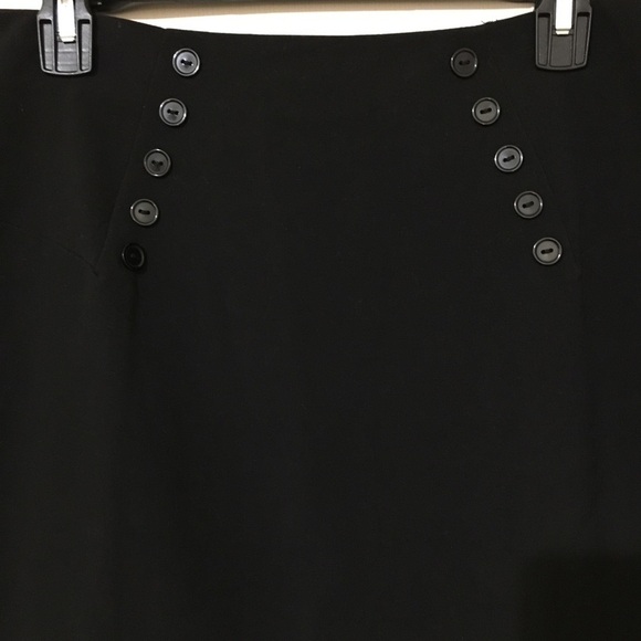 3/$28❤️❤️Black skirt buttons in the front Pleats - Picture 3 of 8